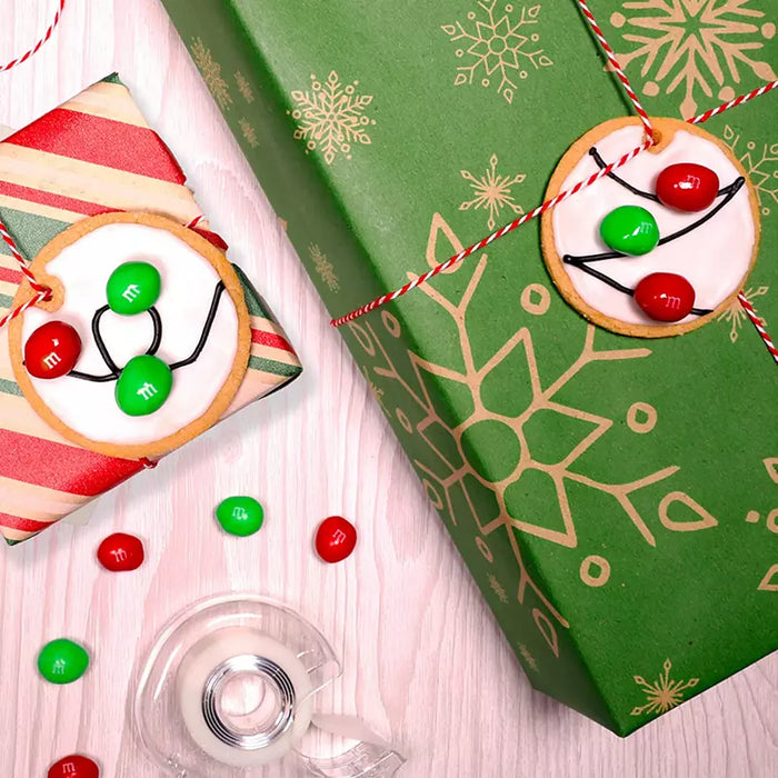 M&M's Holiday Mix Candy Bulk Jar, Peanut Chocolate Candy, 62 oz.