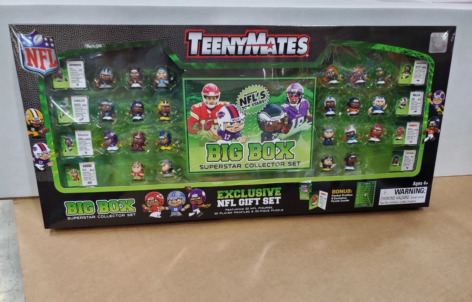 NFL TeenyMates Color Rush Collector Set (22 Figures)